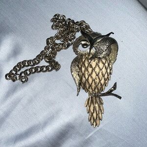 1970’s Razza Peek a boo owl pendant with chain